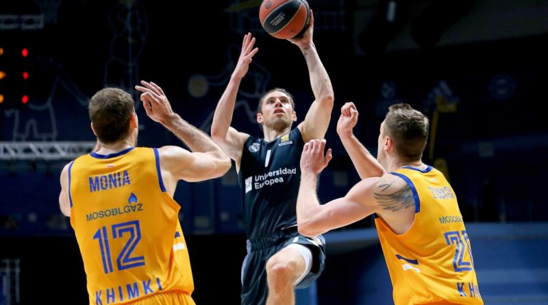 Fabien Causeur penetra canasta Khimki