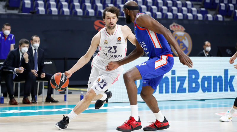 llull real madrid anadolu efes euroliga 2020-21 24senblanco