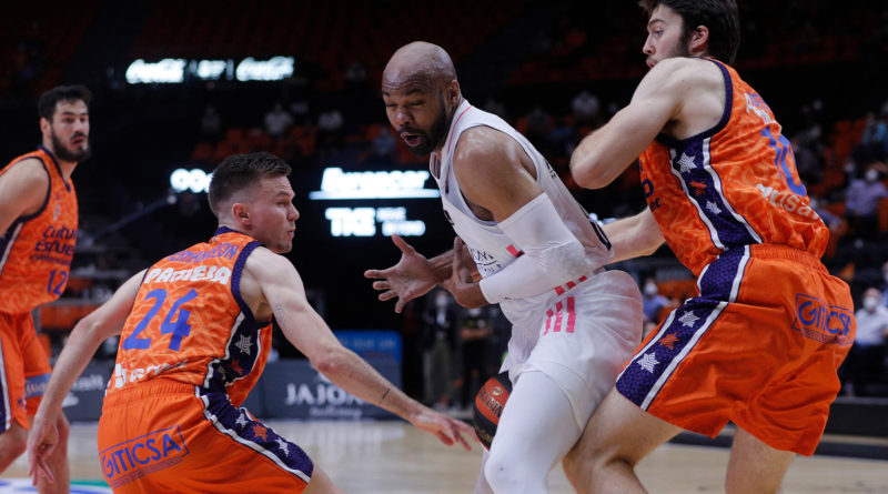 partido Valencia Basket Real Madrid semifinal liga endesa 2020-21 alex tyus 24senblanco